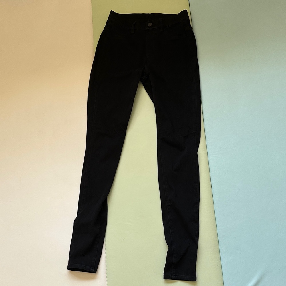 Uniqulo black Skinny Jeans leggings